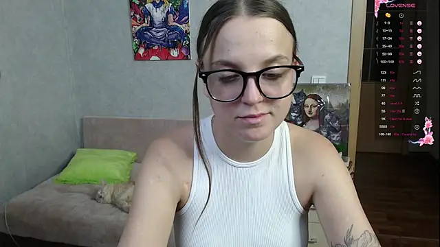 Violetwin online show from 09-30-25, 06:58