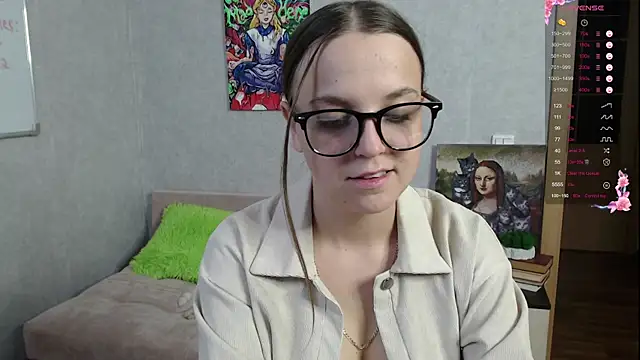 Violetwin online show from 09-27-25, 06:47