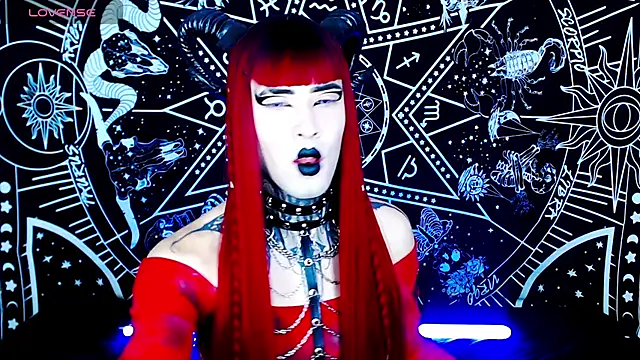 Snapshot of naomi_satan chatting on 10-14-25, 02:34 naomi satan online show from 10-14-25, 02:34