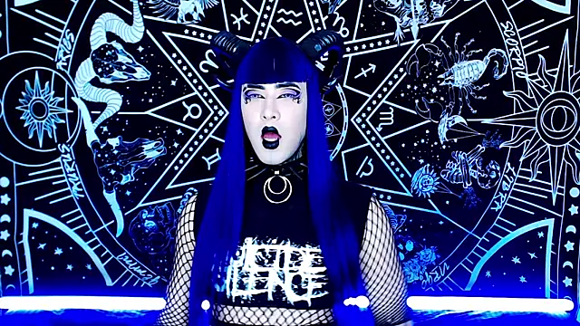 naomi satan online show from 11-26-25, 12:43