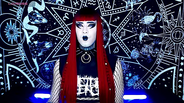 Snapshot of naomi_satan chatting on 09-12-25, 12:33 naomi satan online show from 09-12-25, 12:33