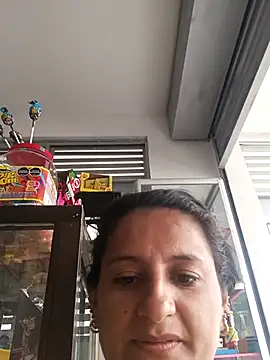 Snapshot of Titiss8921 chatting on 09-12-25, 12:16 Titiss8921 online show from 09-12-25, 12:16