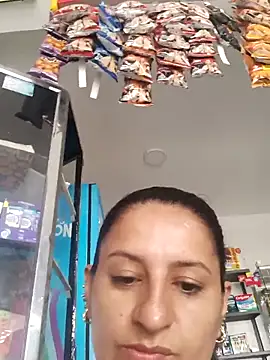 Snapshot of Titiss8921 chatting on 09-27-25, 02:12 Titiss8921 online show from 09-27-25, 02:12