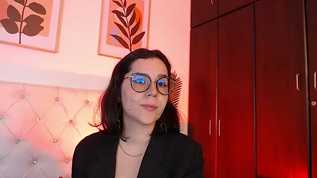 Snapshot of barbyehot chatting on 09-12-25, 10:42 barbyehot online show from 09-12-25, 10:42