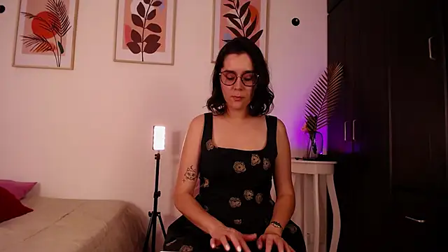 barbyehot online show from 04-13-26, 08:57