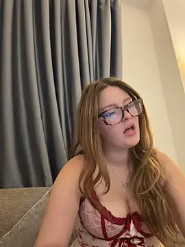 Snapshot of cherryrosealiee chatting on 05-30-26, 12:22 cherryrosealiee online show from 05-30-26, 12:22