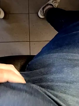 Empi19cm online show from 03-27-26, 04:08