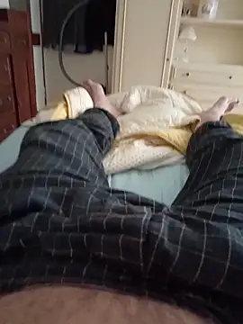 Empi19cm online show from 04-12-26, 04:32