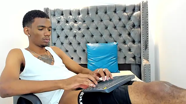 nero reyd online show from 12-22-25, 07:36