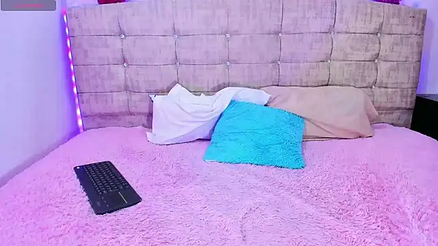 Lushy sweet online show from 10-14-25, 04:35