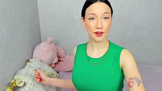 EileenMoores online show from 03-03-26, 01:51