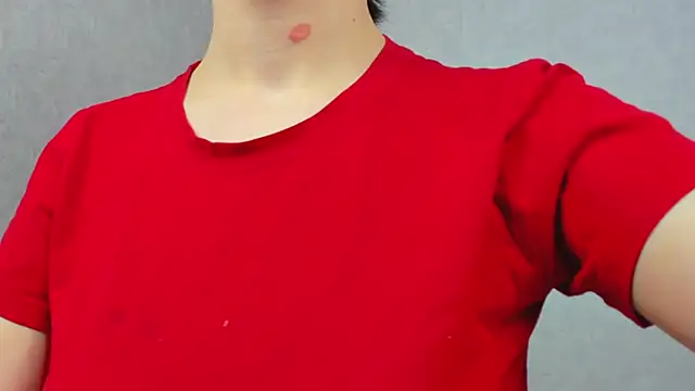 EileenMoores online show from 12-16-25, 05:50