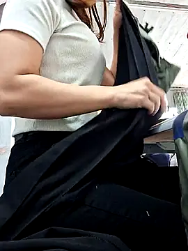 irina hana online show from 03-11-26, 06:51