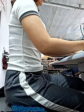 irina hana online show from 12-02-25, 12:55