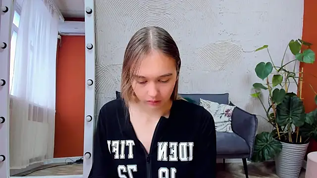 Snapshot of Vel1ka chatting on 10-26-25, 04:13 Vel1ka online show from 10-26-25, 04:13