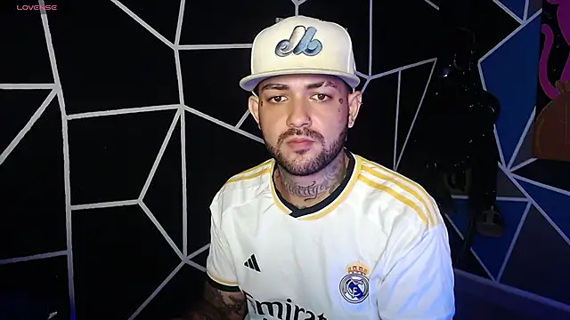 nicolastorres99 online show from 11-04-25, 02:37