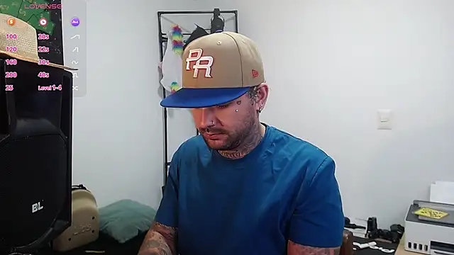 nicolastorres99 online show from 12-20-25, 03:09