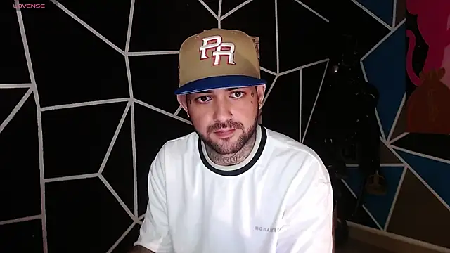 nicolastorres99 online show from 10-30-25, 02:10