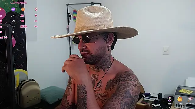 nicolastorres99 online show from 12-21-25, 03:30