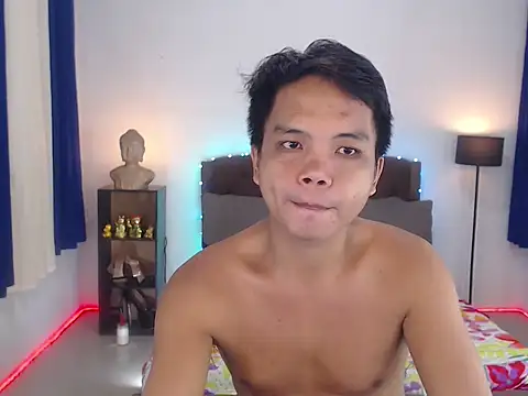 XExtraServiceManX online show from 11-05-25, 01:31