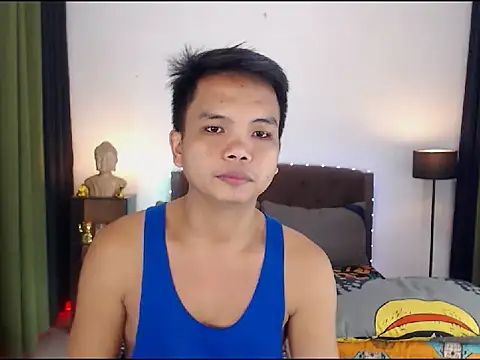 Snapshot of XExtraServiceManX chatting on 10-09-25, 01:06 XExtraServiceManX online show from 10-09-25, 01:06