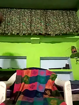 Snapshot of ZIVAA chatting on 10-25-25, 05:57 ZIVAA online show from 10-25-25, 05:57