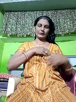 Snapshot of ZIVAA chatting on 11-05-25, 06:16 ZIVAA online show from 11-05-25, 06:16