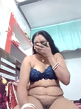 Snapshot of ZIVAA chatting on 11-30-25, 06:25 ZIVAA online show from 11-30-25, 06:25