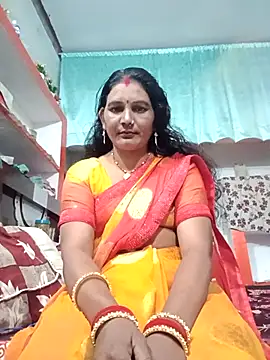 Snapshot of ZIVAA chatting on 11-18-25, 11:13 ZIVAA online show from 11-18-25, 11:13