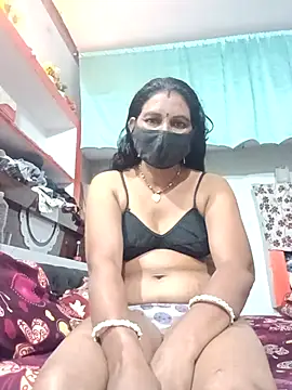 Snapshot of ZIVAA chatting on 10-28-25, 07:40 ZIVAA online show from 10-28-25, 07:40