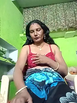 Snapshot of ZIVAA chatting on 01-13-26, 03:54 ZIVAA online show from 01-13-26, 03:54