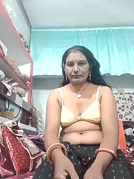 Snapshot of ZIVAA chatting on 11-17-25, 06:06 ZIVAA online show from 11-17-25, 06:06