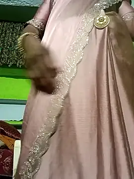 Snapshot of ZIVAA chatting on 02-09-26, 10:46 ZIVAA online show from 02-09-26, 10:46