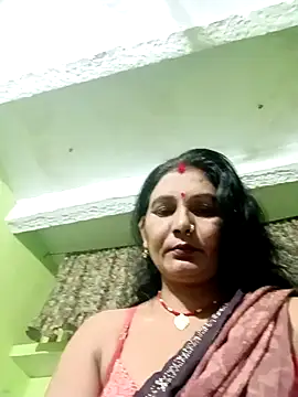 Snapshot of ZIVAA chatting on 07-08-26, 04:02 ZIVAA online show from 07-08-26, 04:02