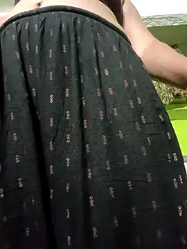 Snapshot of ZIVAA chatting on 03-02-26, 04:02 ZIVAA online show from 03-02-26, 04:02