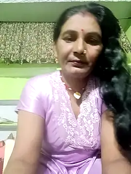 Snapshot of ZIVAA chatting on 06-24-26, 06:39 ZIVAA online show from 06-24-26, 06:39