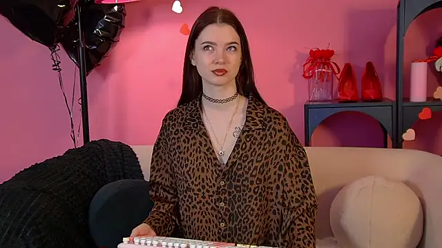 MelissaMays online show from 02-25-26, 06:19