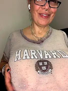 dieseldame1313 online show from 11-13-25, 05:44