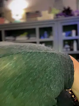 dieseldame1313 online show from 03-29-26, 04:25