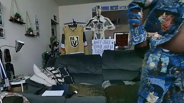 Str8ishVegasGuy online show from 10-20-25, 11:55