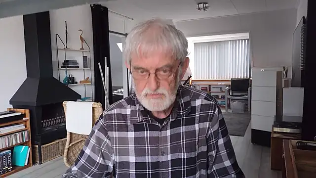 ewaldwillems99 online show from 04-02-26, 02:35