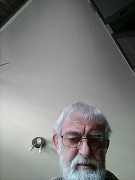 ewaldwillems99 online show from 04-06-26, 07:09