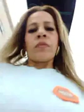 Alisson Milf online show from 04-14-26, 04:17