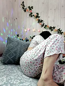 Snapshot of LitisiaLove4551 chatting on 02-15-26, 07:42 LitisiaLove4551 online show from 02-15-26, 07:42