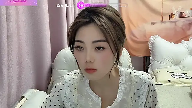 Snapshot of bao-bao- chatting on 04-11-26, 12:42 bao-bao- online show from 04-11-26, 12:42