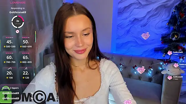 Aria Mila online show from 12-19-25, 12:18