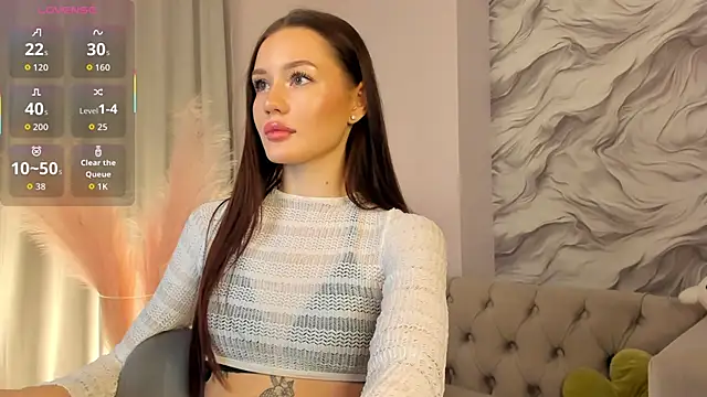 Aria Mila online show from 11-06-25, 11:25