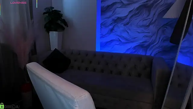 Aria Mila online show from 04-12-26, 03:10