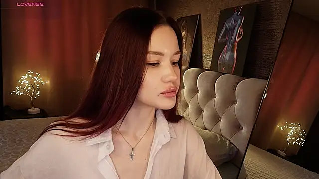 Snapshot of Aria_Mila chatting on 06-19-26, 07:14 Aria Mila online show from 06-19-26, 07:14