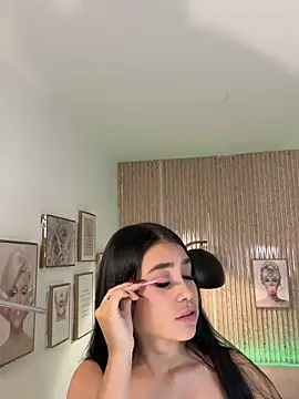 Natti london online show from 03-18-26, 05:32